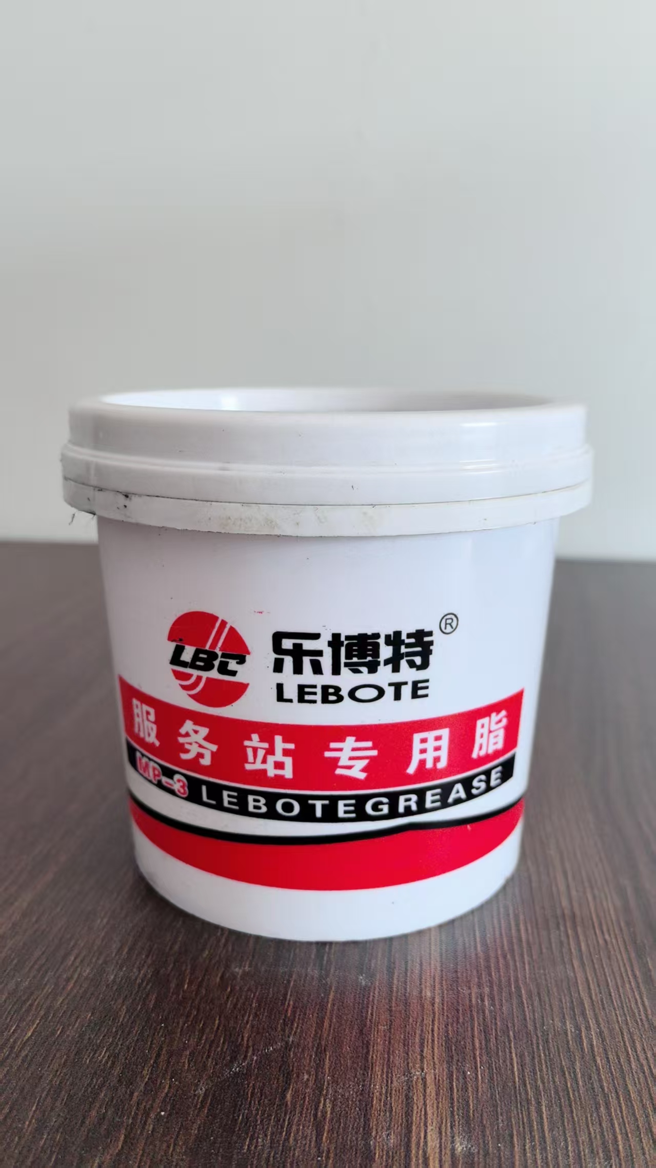 Grease for service stations